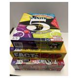 Lot of 3 games.