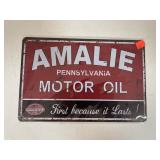 Vintage-Looking Metal Repo Sign (12x8in)
