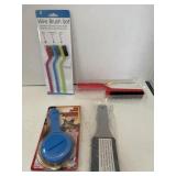 Misc utility brushes.