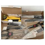 Lot of kitchen gadgets & tools.