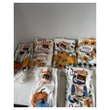 12 Fall themed kitchen towels.