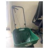 Turf Builder Spreader