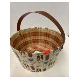 Board bucket. Golf. 8.5diam x 4.5in high