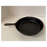 Cast Iron Skillet (10.5in)