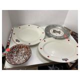 3 ct. of Assorted Plates & Bowl
