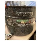 Granite Ware. 21.5 qt canner base pot w/ jar