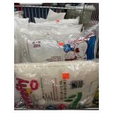 5 craft pillow forms.