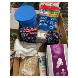 Mixed lot. Incl - Ice Genie. Slippers. Poise