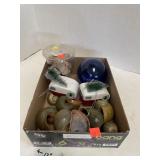 Miscellaneous Lot - Sea Shells, Ornaments, & more