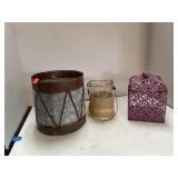 3 ct. of Handle Holders & Decor Pieces