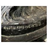 Decorative Woman Statue (Heavy)