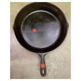 Lodge Cast Iron Skillet. 12in diameter