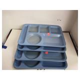 4 Cnt Lunch Trays