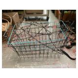 3 ct. Wire Baskets & 2 ct. Rustic Barbed Wire