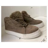 MIA Tennis Shoes - Size 9 Mens