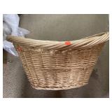 Basket. 24x 18x 11in