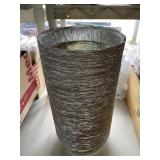 500 - 9in round Aluminum Containers.