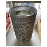 500 - 9in round Aluminum Containers.