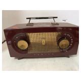 Vintage Zenith AM Radio.