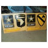 2 Cnt US Army Signs