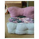 4 Cnt Throw Pillows