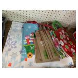 Gift Sacks (approx 23 cnt)