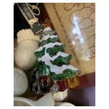 Winter Decor Flat including Christmas Tree
