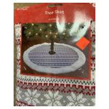 Tree Skirt (40 inches)