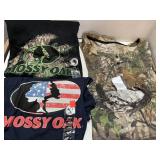 4 Mossy Oak t-shirts. 3 size L. 1 size 3xl