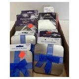 Lot of 12 Gift Card Holders