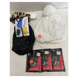 Ice Scraper Mitt, Hat and Chemical Hand Warmers
