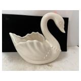 Hull Swan Basket / Planter. 8in high