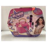 Hollywood Hair Extension Maker