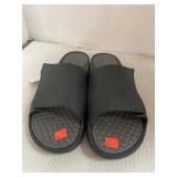 Mens Rubber Slides - Size 10