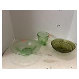 3 ct. - Green Glass Bowls & Measuring Cup