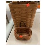 Lot of 2 Longaberger baskets. Can be hung.