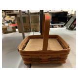 Longaberger basket. Pie keeper.