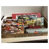 5 HO Scale Train Cars Plus 1HO Scale Engine