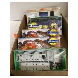 Lot of 6 HO Train Car kits tone Assembled