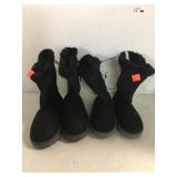 Qty. 2 Pair Girls Boots
Girls size Large (2/3)
