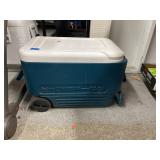 Igloo Cooler on Wheels