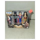 Batman vs Superman Pez
