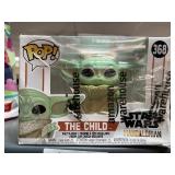 Funko Pop 368 Mandalorian The Child  unglued from