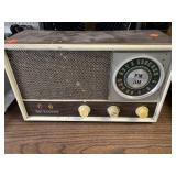 Vintage Lloyds Table Radio