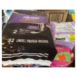 Mixed lot of panty liners.