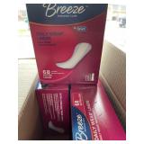 4 boxes Breeze Daily wear Liners. 68/ box