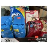 Mixed lot. Flour. Ramen noodles. Oreos. Cake mix.