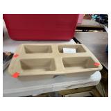 Pampered Chef Loaf Pan