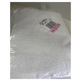 3 Bath Towels. 27x 52in White.