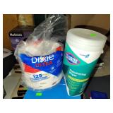 Dixie Paper Bowls  & 1 Container of Clorox Wipes